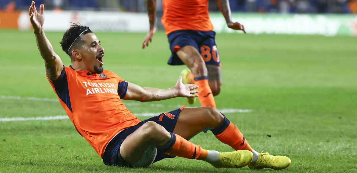 İtalyan işi! Başakşehir rahat kazandı! Maç sonucu: Medipol Başakşehir 3-0 Fiorentina