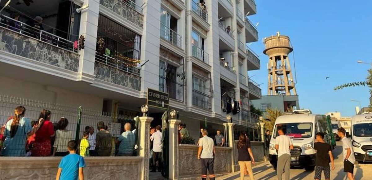 Mersin&#039;de dehşet! Önce üvey kızını ardından kendini vurdu