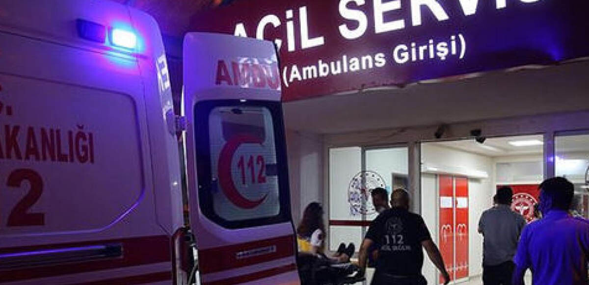 Kavgada bıçak darbelerini peş peşe indirdi: 2 ölü, 1 yaralı