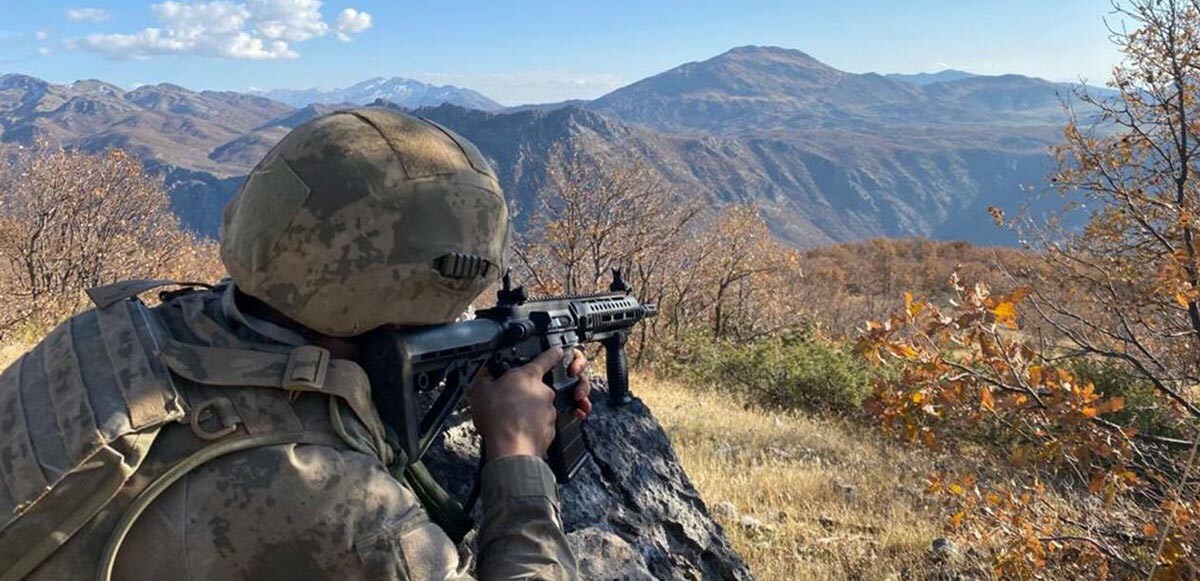 Son dakika! PKK&#039;ya darbe üstüne darbe: 6 terörist öldürüldü