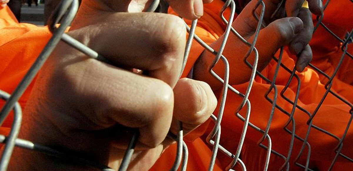 Kötü şöhreti değil maliyeti nedeniyle Guantanamo hapishanesi kapanıyor!
