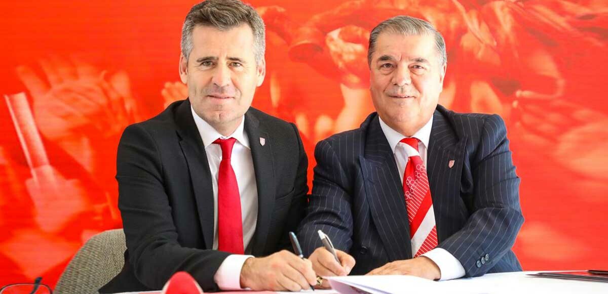 Hüseyin Eroğlu, Samsunspor&#039;a imzayı attı