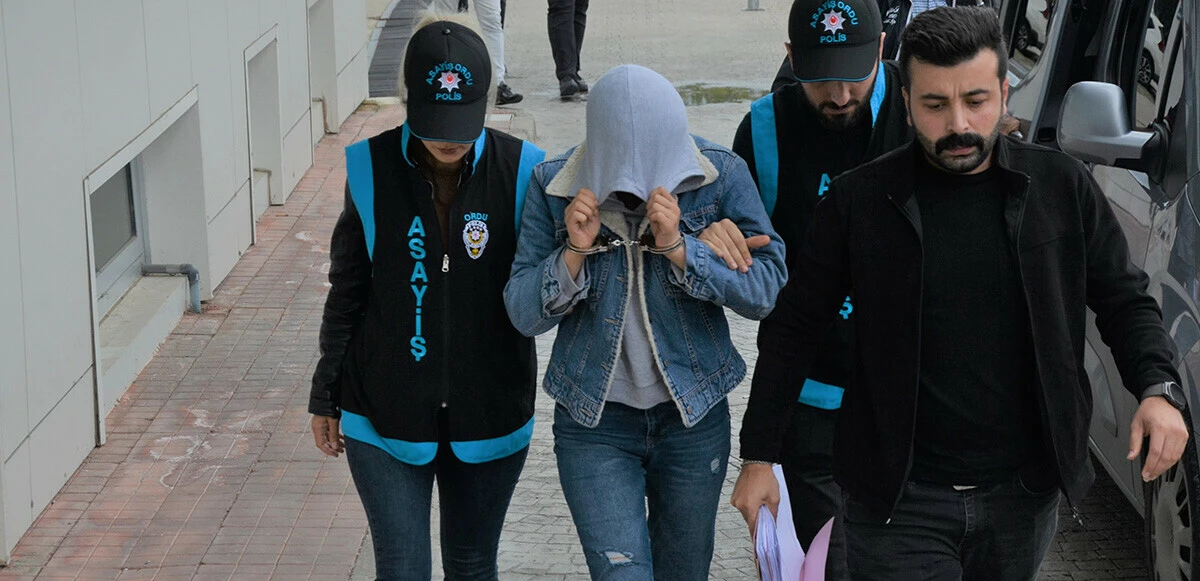 Tarlada cesedi bulunan bebeğin annesi adliyeye sevk edildi