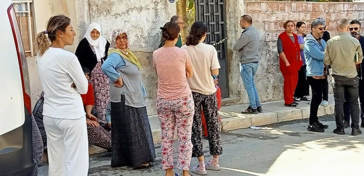 İzmir&#039;de dehşet! Kahvaltı masasında oğlunu öldürdü