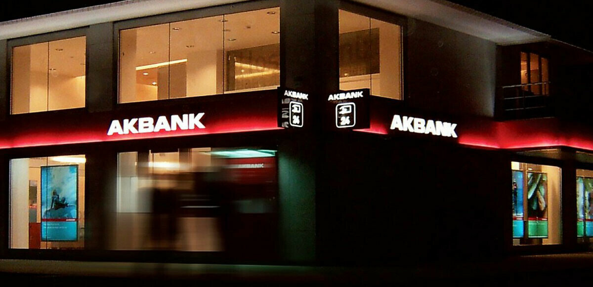 Son dakika! Akbank kredi kartında teknik sorun: Taksitler iki kez çekildi