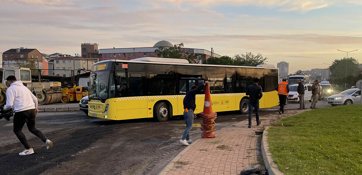 İstanbul’da yol asfaltlama çalışması yapan İBB çalışanlarına silahlı saldırı!