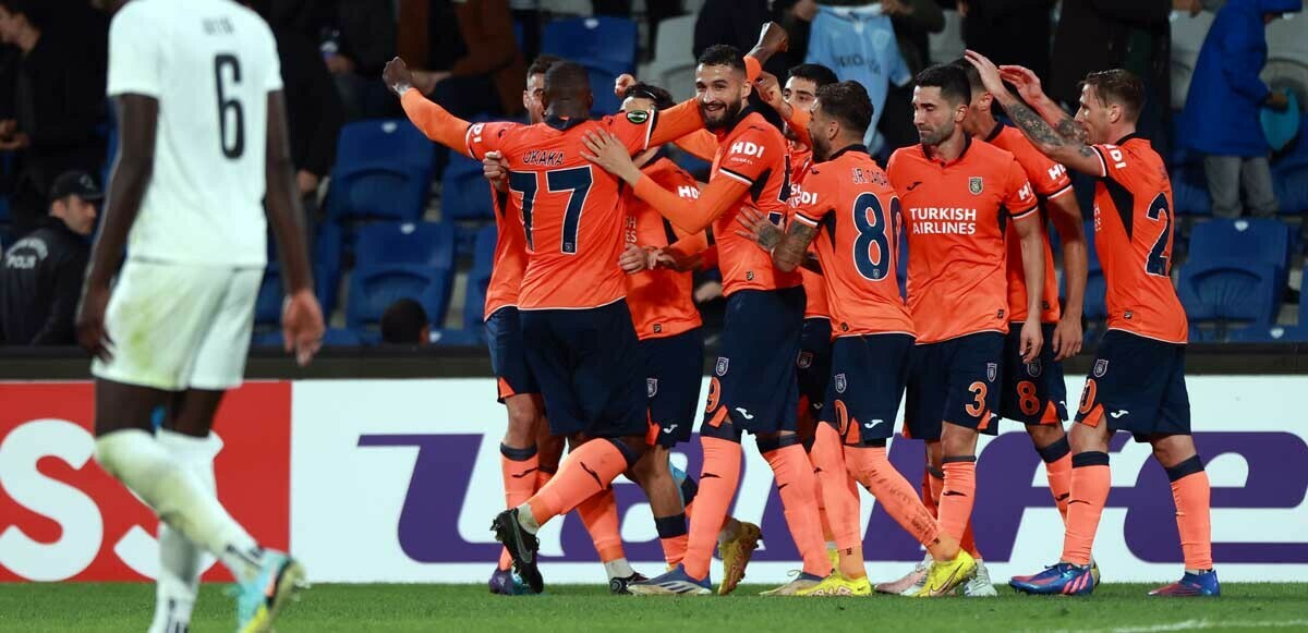 Başakşehir kazanarak turladı! Maç sonucu: Medipol Başakşehir 3-0 RFS