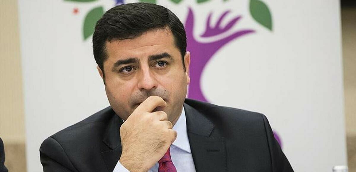 Son dakika! Kamu görevlisini hedef gösteren Selahattin Demirtaş&#039;a mahkemeden hapis cezası