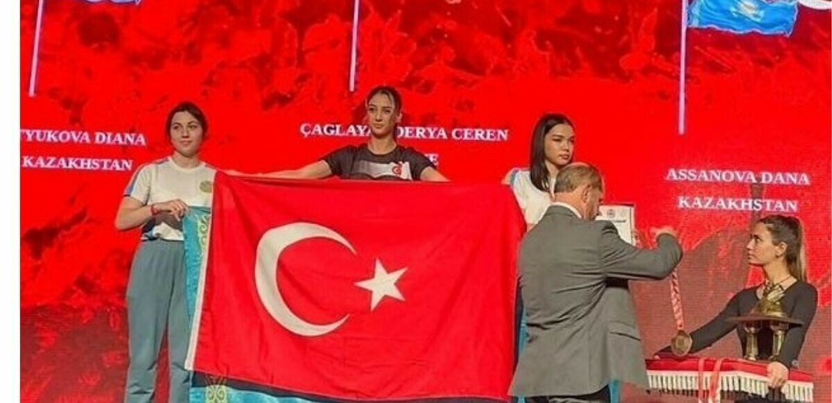 Derya Ceren Çağlayan kimdir, kaç yaşında, nereli? Dünya Bilek Güreşi Şampiyonası Derya Ceren Çağlayan bayrak olayı!