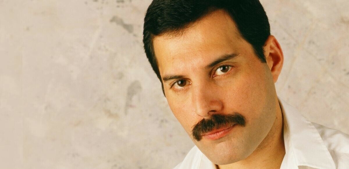 Freddie Mercury kimdir? Queen grubunun solisti Freddie Mercury hayatı