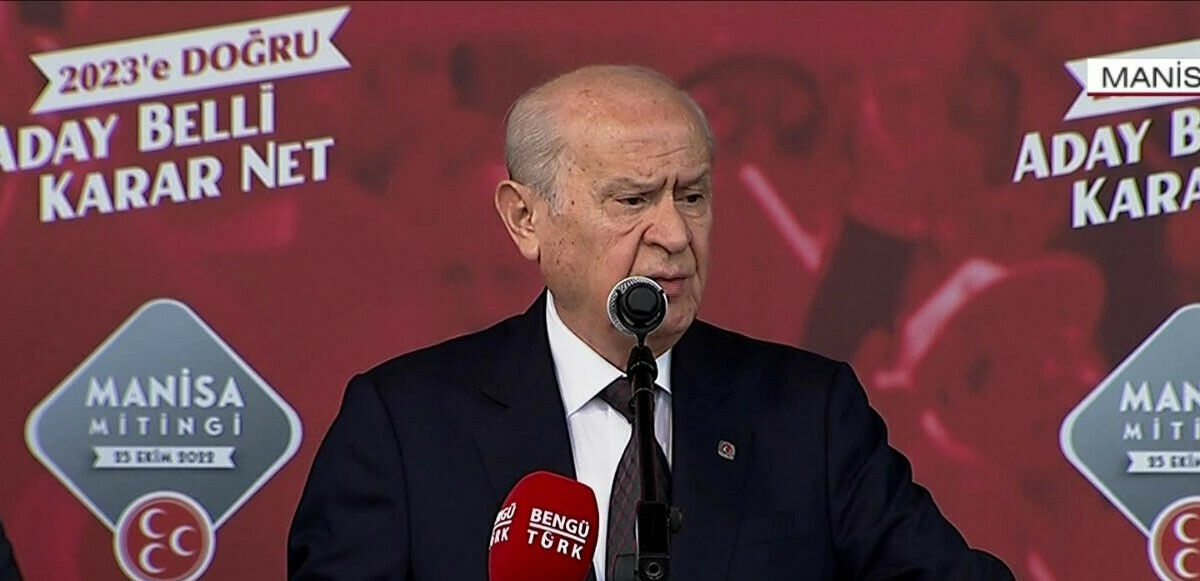 Son dakika! MHP lideri Devlet Bahçeli Manisa’da: Aday belirleyemeyen 6&#039;lı masaya sert sözlerle yüklendi