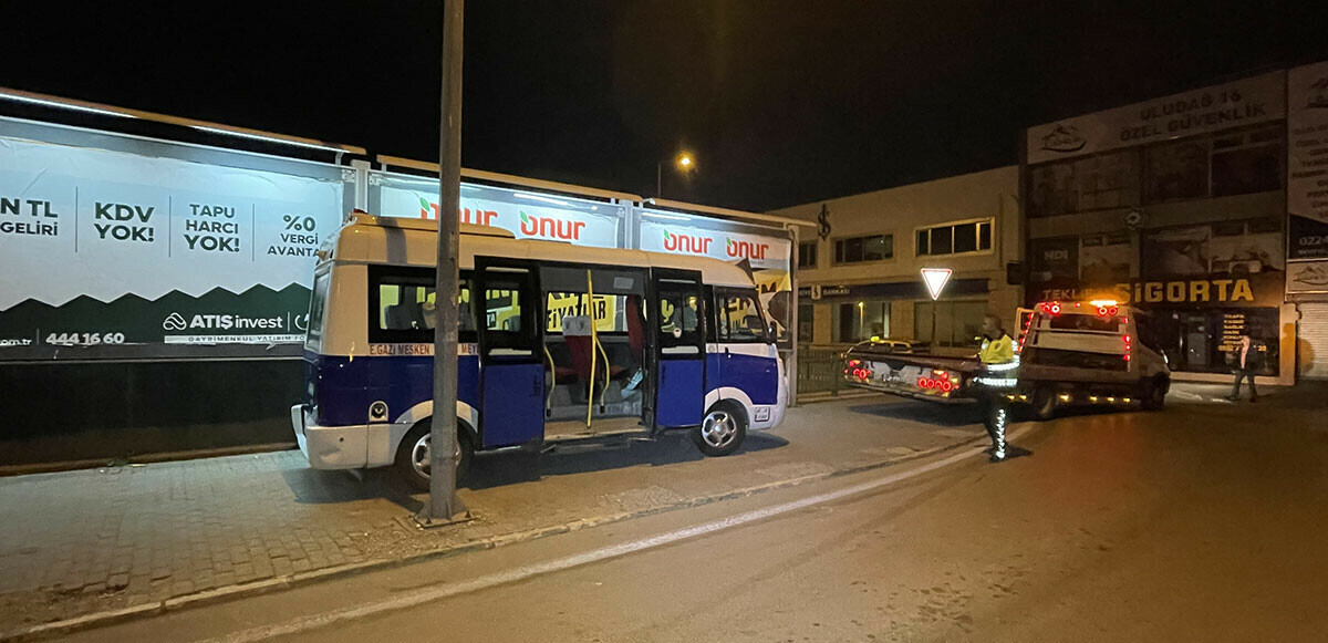 Bursa’da polisten kaçan minibüs sürücüsü kovalamaca sonucu yakalandı