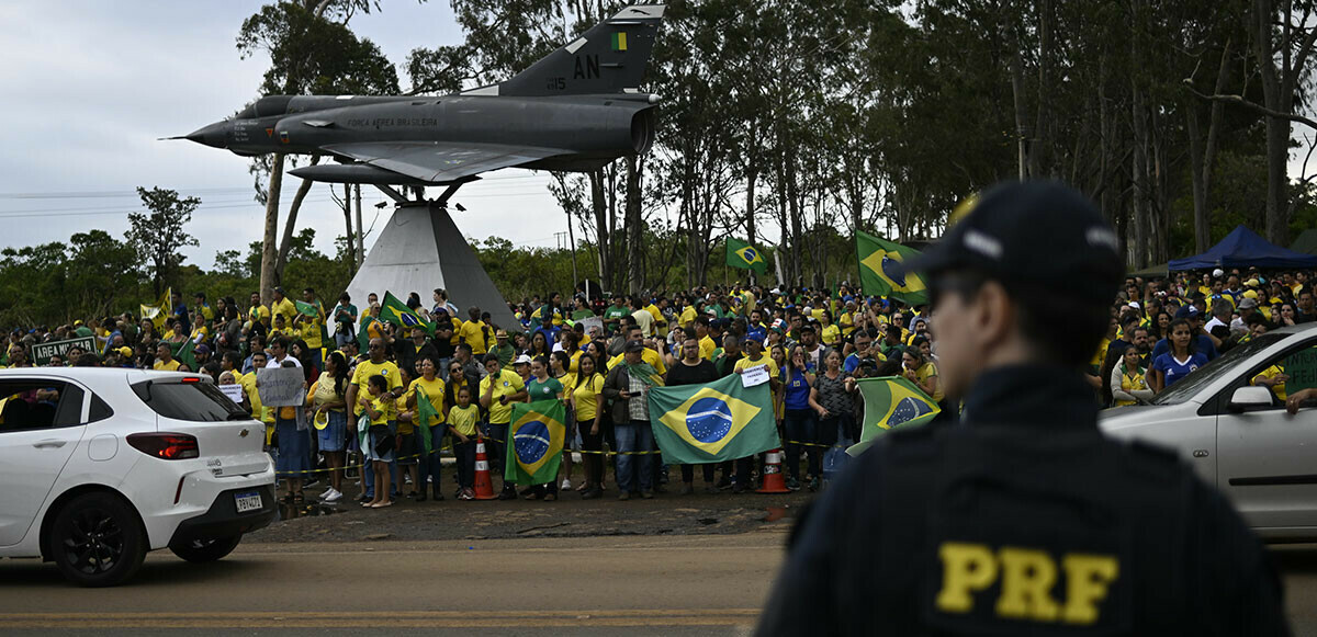 Brezilya’da seçim bitti ama tansiyon düşmedi: Bolsonaro destekçileri orduya müdahale çağrısı yaptı