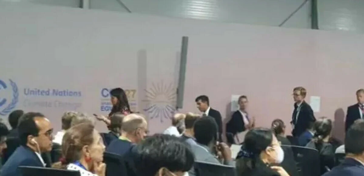 Sosyal medyada gündem oldu: Rishi Sunak birden salonu terk etti
