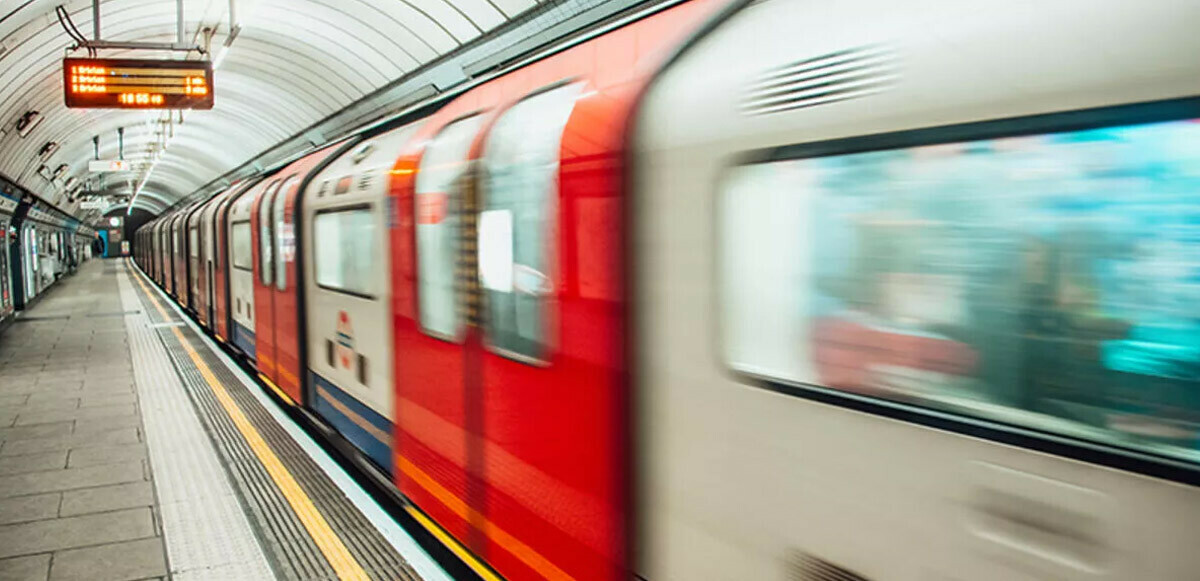 Londra’daki grev metro ulaşımını felç etti