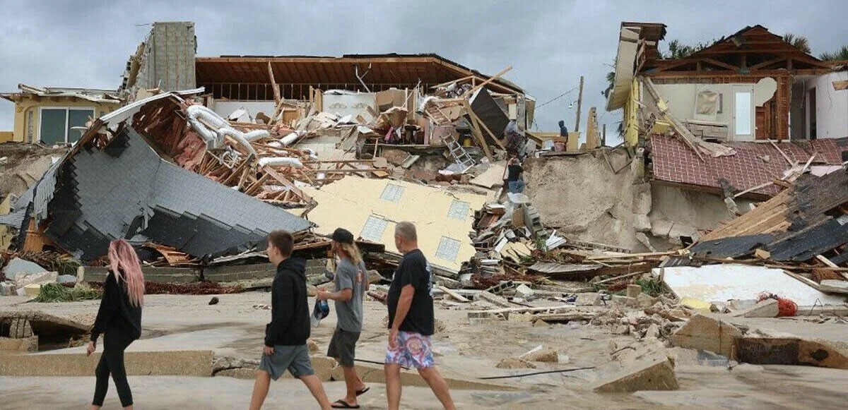 Florida&#039;yı Nicole vurdu 2 kişi öldü! New York&#039;a ulaşması çok yakın!