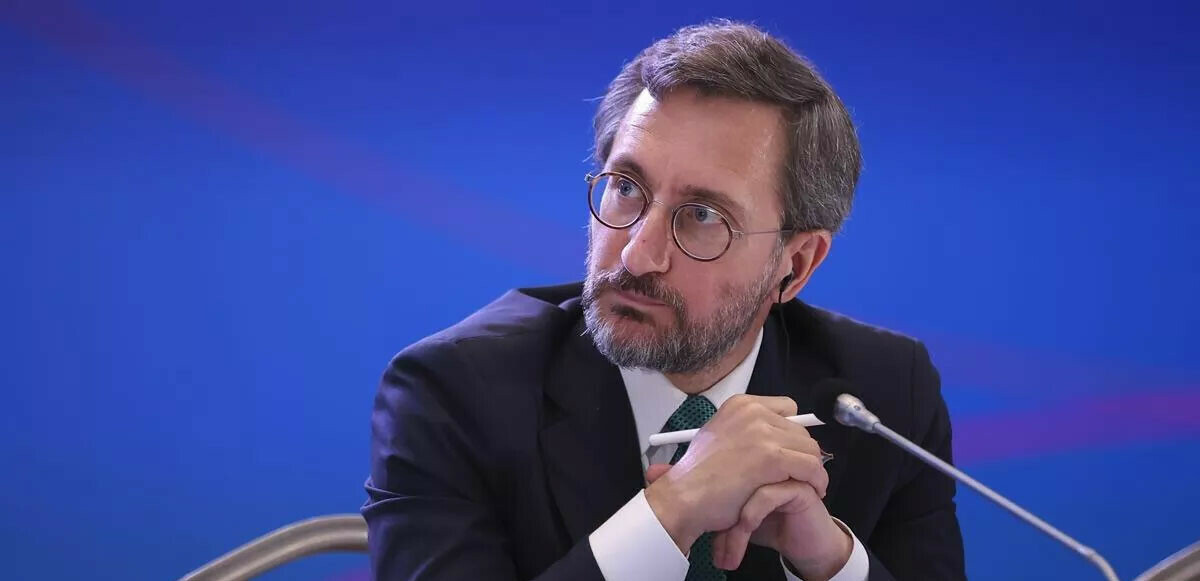 Son dakika! Fahrettin Altun’dan Beyoğlu’ndaki patlamaya ilişkin açıklama: Saldırın arkasındaki gerçek failleri bulağız