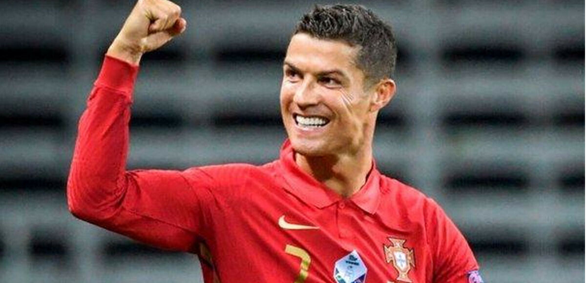 &#039;&#039;İhanete Uğradım&#039;&#039;: Dünyaca ünlü futbolcu Cristiano Ronaldo açtı ağzını yumdu gözünü!