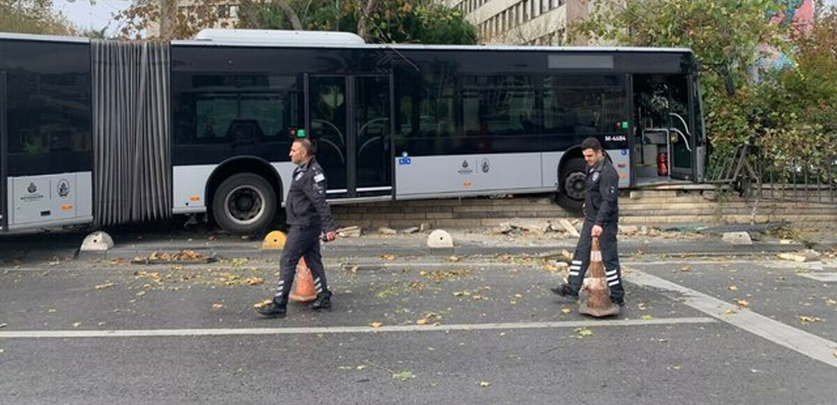 Kadıköy’deki metrobüs kazasının detayları belli oldu!