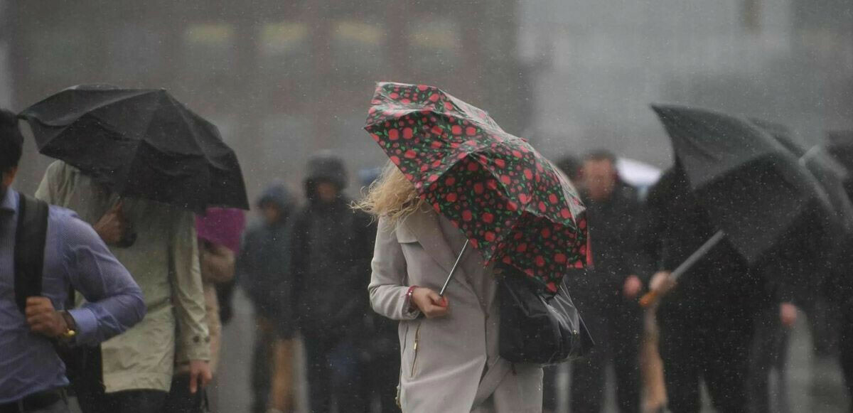 Meteoroloji bölge bölge uyardı! Sağanak ve rüzgar çok kuvvetli geliyor