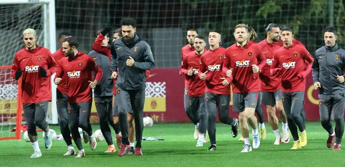 Galatasaray&#039;a sakatlık şoku: Yıldız isim idmanı yarıda bıraktı!
