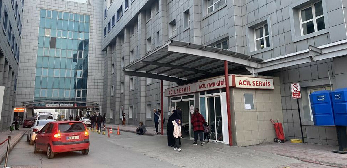 Bursa&#039;da zehirlenme şüphesi: 21 öğrenci hastaneye kaldırıldı