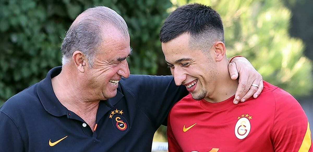 Galatasaray&#039;da yüzleri güldüren gelişme! Transfer teklifi için geliyorlar