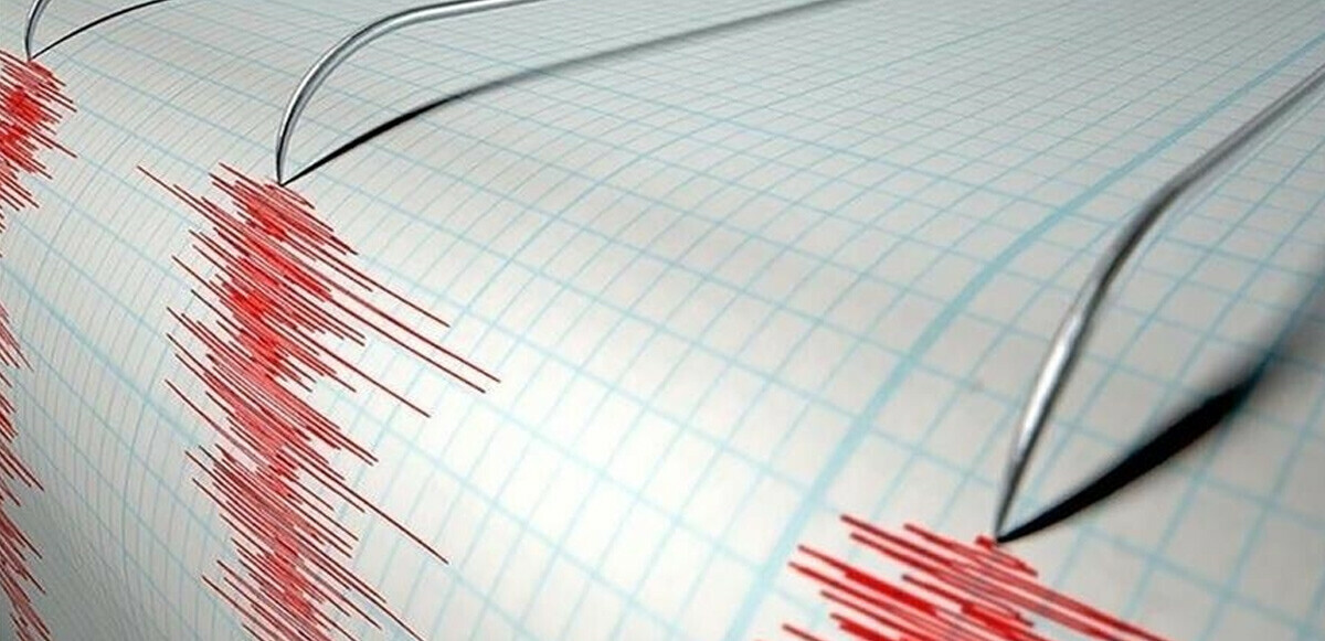 İzmir açıklarında 4,2 büyüklüğünde deprem