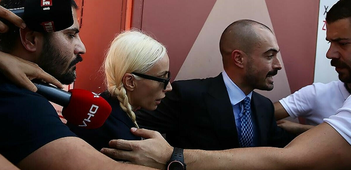 Son dakika: Ünlü şarkıcı Gülşen’in yargılandığı davada duruşma ertelendi!