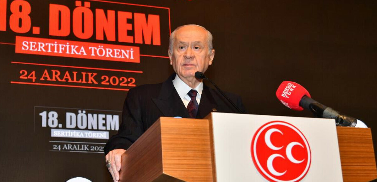 MHP lideri Devlet Bahçeli&#039;den Kılıçdaroğlu&#039;na mankurt göndermesi: Yabancı ülkelerin sokak aralarında video çekip ülkemizi kötülemeyiz