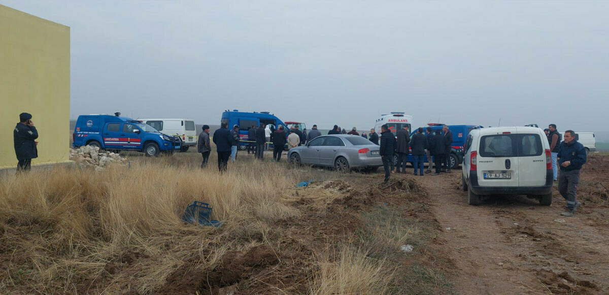 Köy muhtarı, tarlasını sürerken öldürüldü