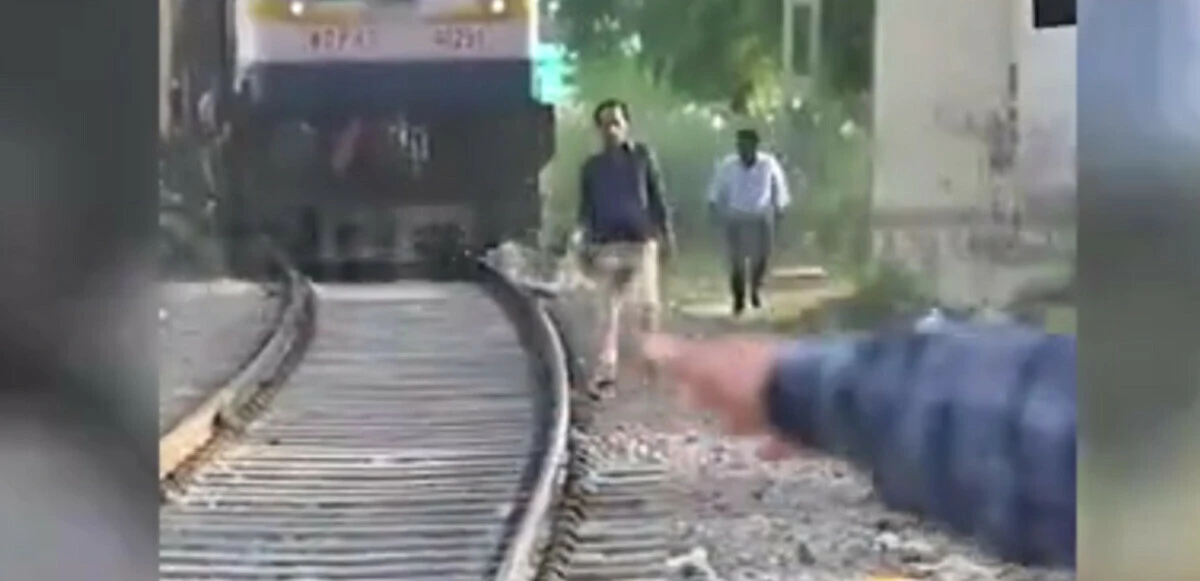 Vatmandan müthiş nakavt! Treni durdurdu, hayatının dayağını yedi