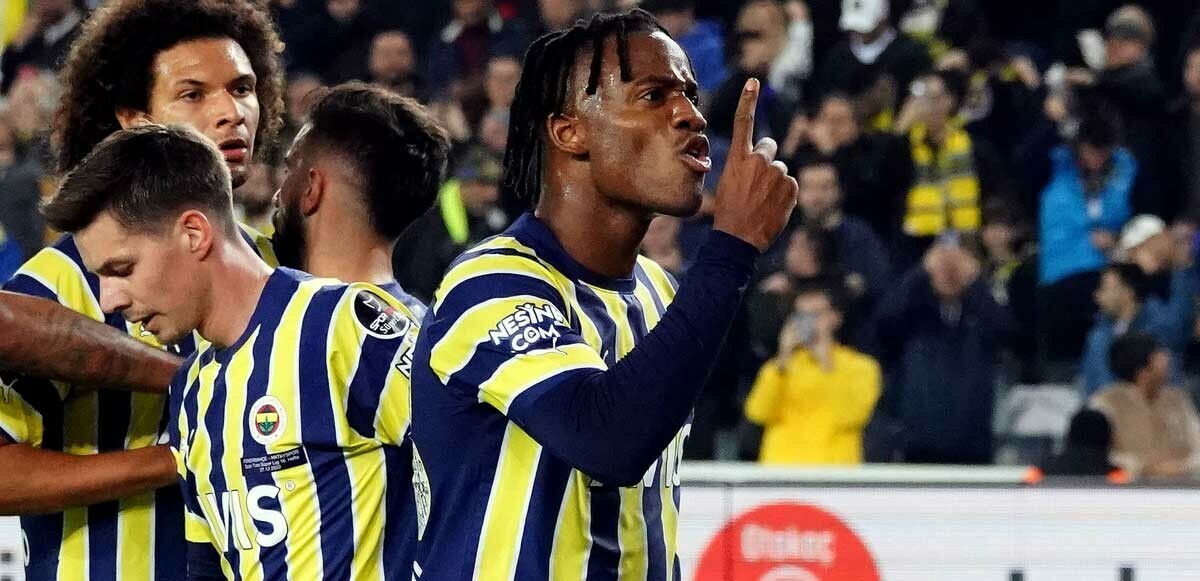 Kanarya zirveye uçtu! Maç sonucu: Fenerbahçe 4-0 Hatayspor