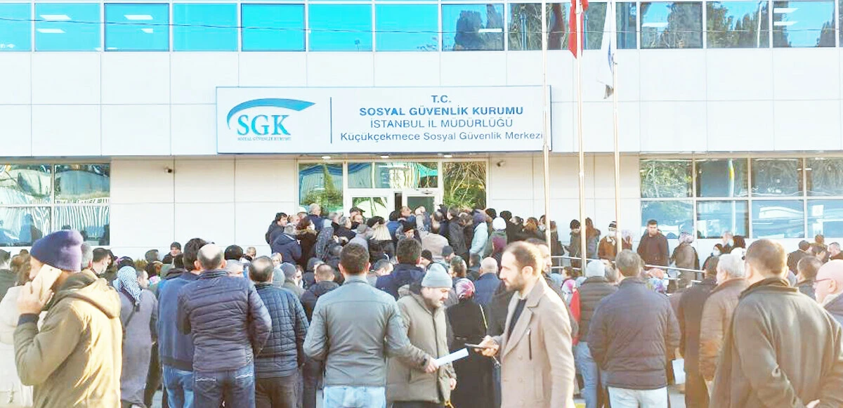 EYT'de borçlanma kuyruğu! Müjdeyi alan SGK kapısına koştu