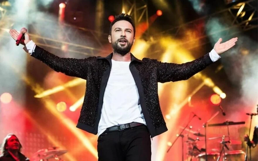 Yılbaşı konserinden 9 milyon lira alan Tarkan, programı erkenden terk etti iddiasıyla gündeme oturdu!