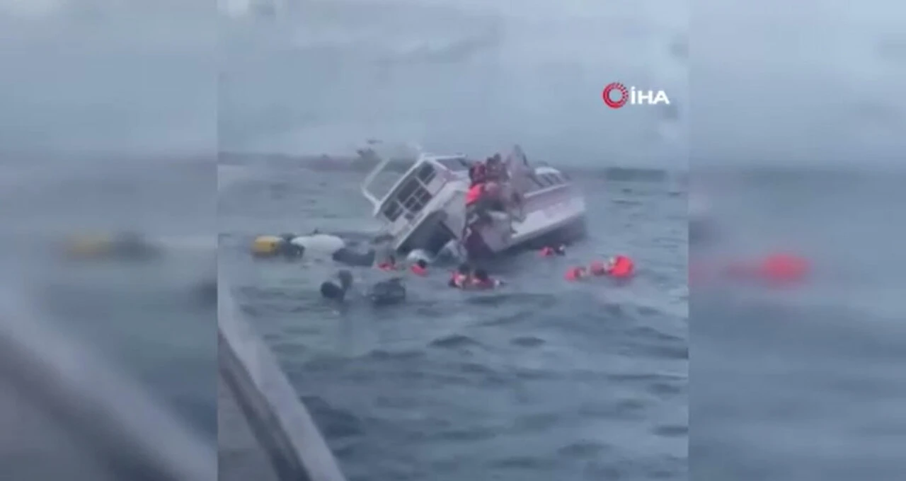 Denizde can pazarı: Turist teknesi battı ölüm kalım mücadelesi kameraya yansıdı