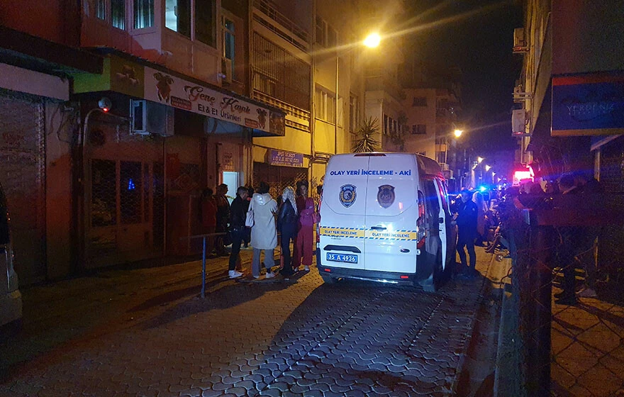 İzmir’de vahşi cinayet: 20 yaşında boğazından bıçaklanarak öldürüldü