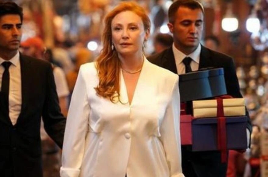 Yalı Çapkını İfakat kimdir? Yalı Çapkını İfakat gerçek adı ne? Gülçin Santırcıoğlu kimdir, kaç yaşında, eşi kim?