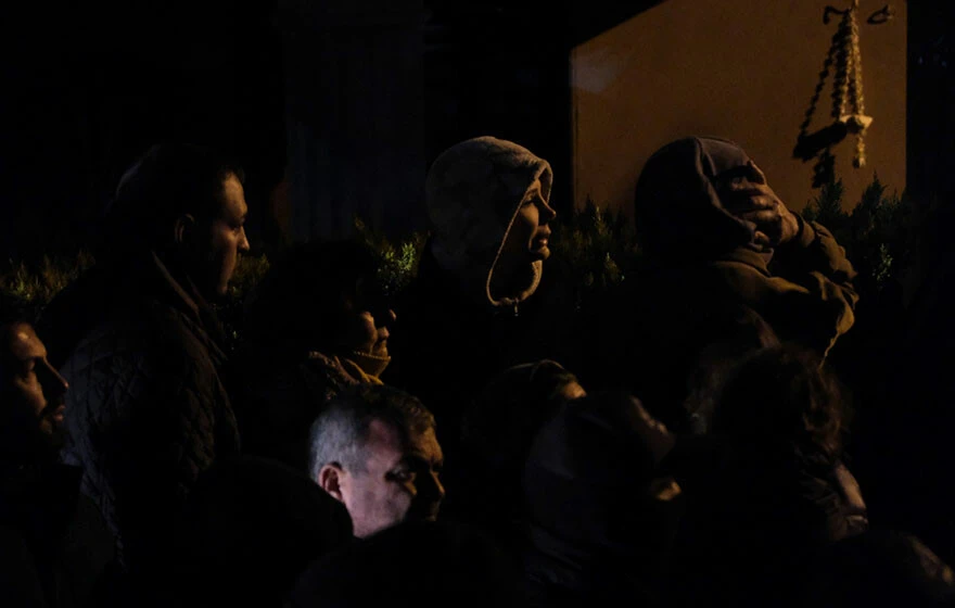 Manisa'da kuyuya düşen baba ve oğlundan acı haber geldi: 10 saat sonra cansız bedenleri çıkartıldı