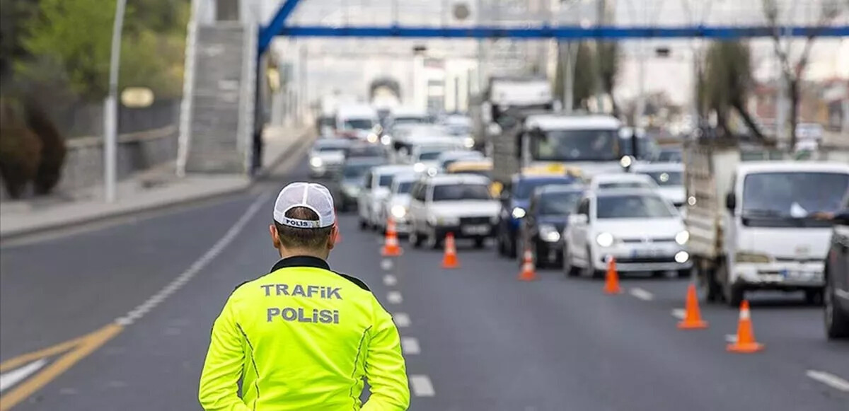 Emniyet Müdürlüğü İstanbulluları uyardı! Yarın bu yollar trafiğe kapatılacak 