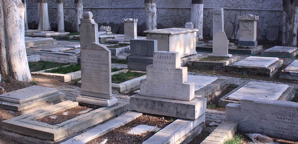 Doktor Strange'yi oynayan dünyaca ünlü oyuncu 'İzmir'li çıktı