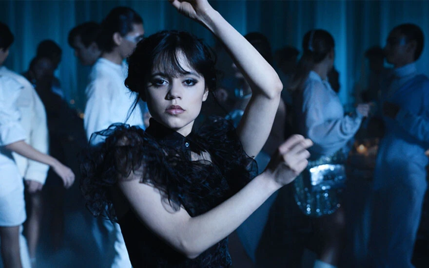 Wednesday hayranları müjde: Netflix'ten 2.sezon duyurusu geldi!