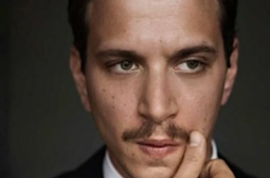 Ömer dizisinin Müezzin Ömer'i kimdir? Selahattin Paşalı kaç yaşında, nereli, eşi kim?