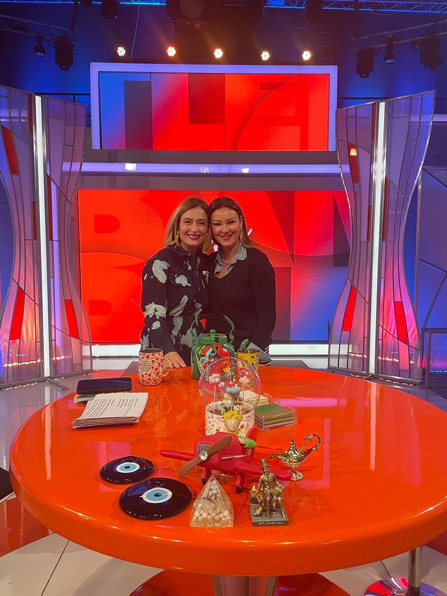 Ceyda Düvenci’ye içini döken Pınar Altuğ isyan etti: İnsan küfür yemek için niye şartları zorlar?