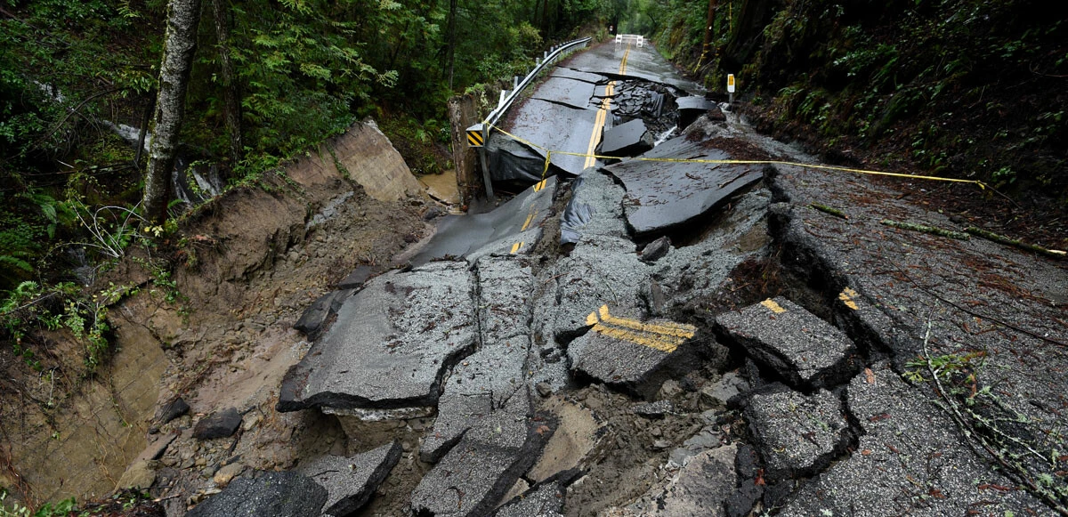 'Şiddetli hava' Kaliforniya'yı fena vurdu: Çok sayıda kişi hayatını kaybetti, fırtına ve yağış sürüyor