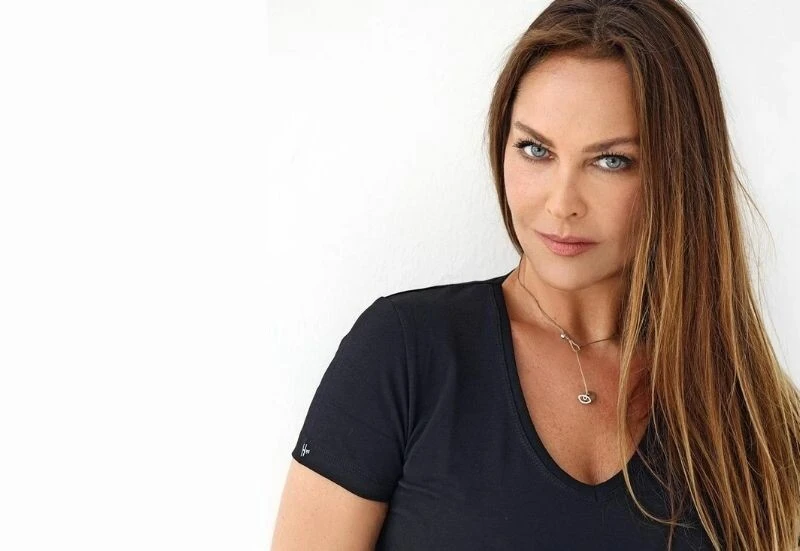 Hülya Avşar’ın çalışanlarına sunduğu imkanlar dikkat çekti! İşte her yaptığı iş sonrası prim dağıtan Avşar’ın jestleri…