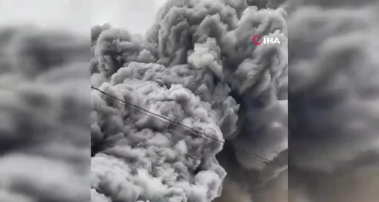 ABD'de kimya fabrikasında yangın paniği: Oksitleyici madde çevreye salınıyor