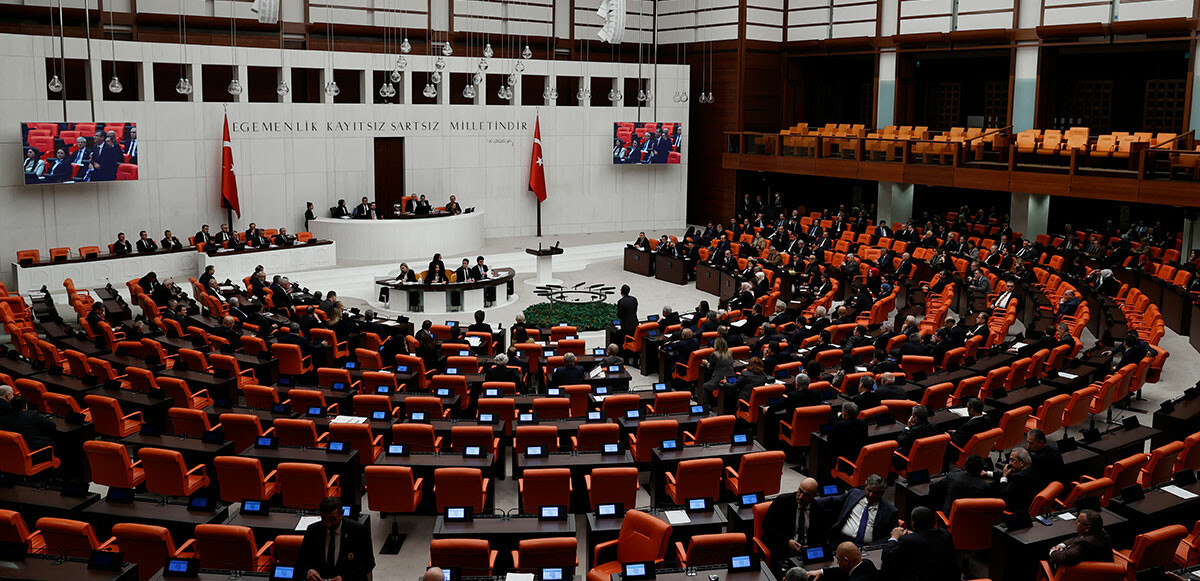 Başörtüsüne anayasal güvencede yol haritası belli oldu: Destek yoksa referanduma gidilecek