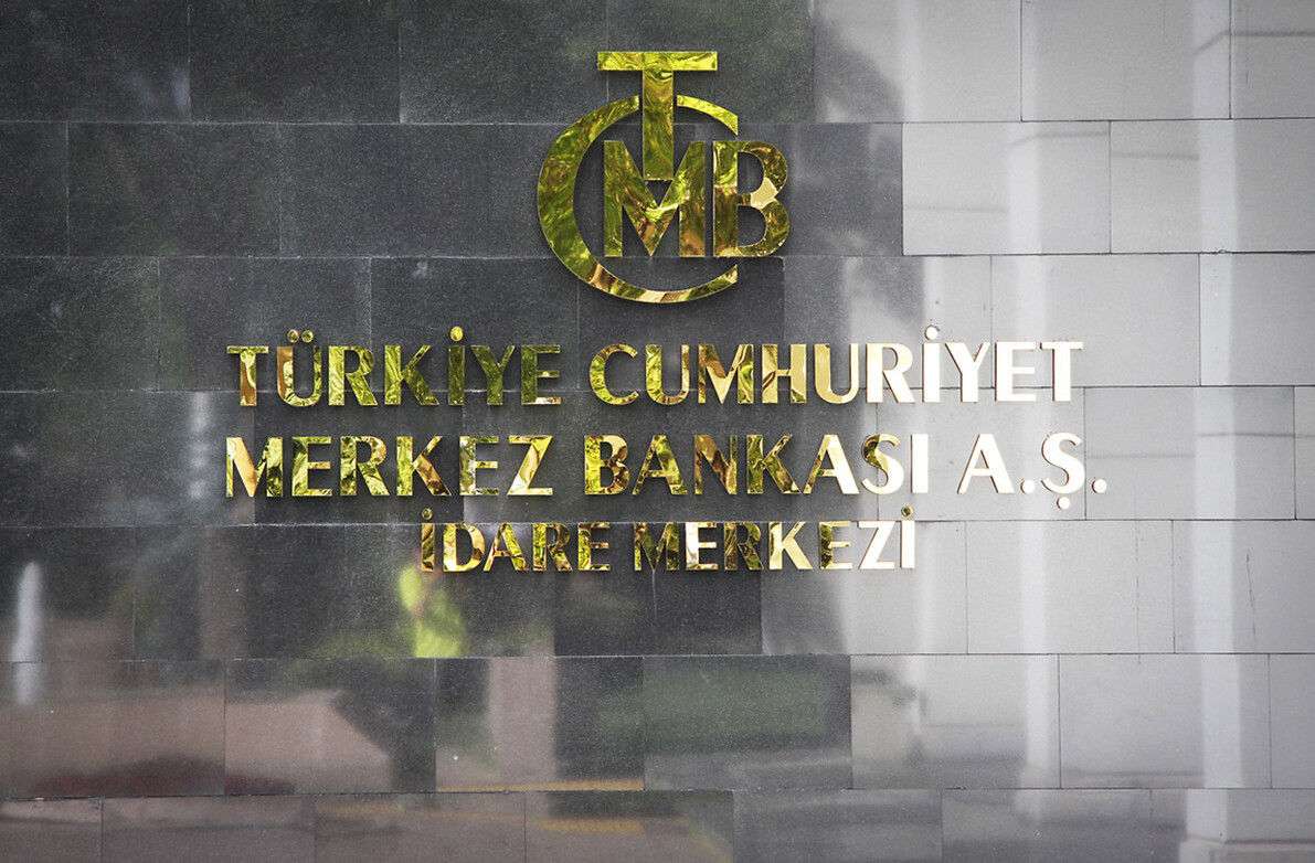 Merkez Bankası anketinden çıkan çarpıcı sonuç: 2023'te dolar çıkacak, enflasyon düşecek