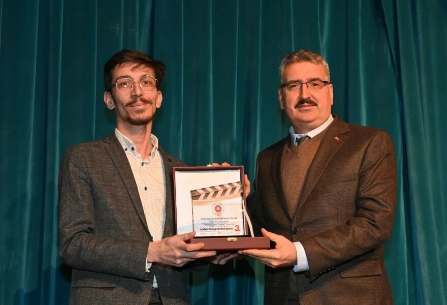 İhlas Haber Ajansı ödülleri sildi süpürdü: 4 kategoride 3 ödül birden